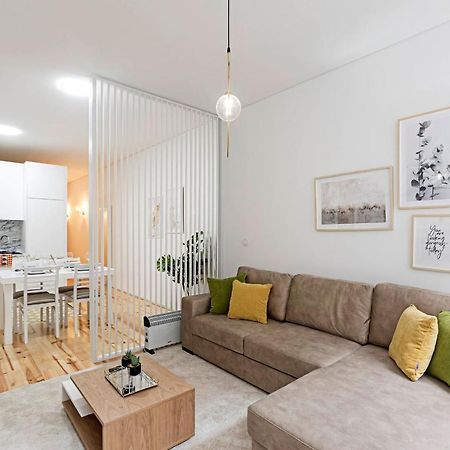 Loios 1Br Flat Downtown By Lovelystay OOporto Exteriör bild