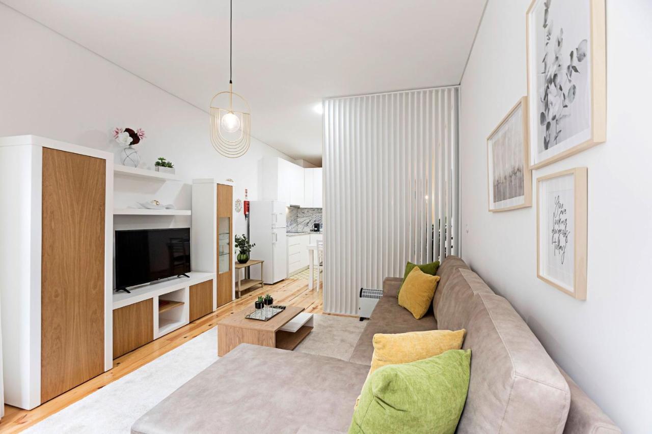 Loios 1Br Flat Downtown By Lovelystay OOporto Exteriör bild
