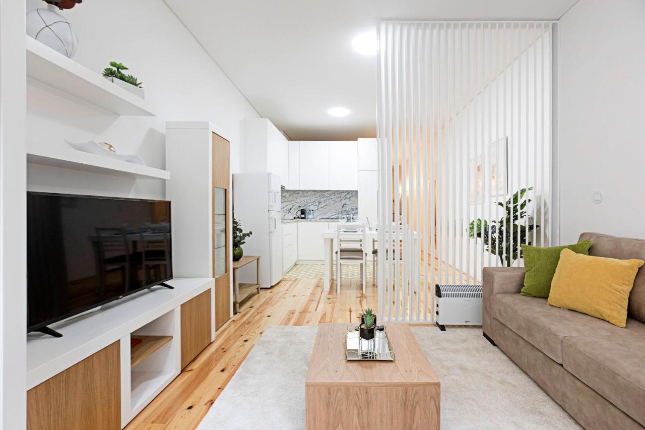 Loios 1Br Flat Downtown By Lovelystay OOporto Exteriör bild